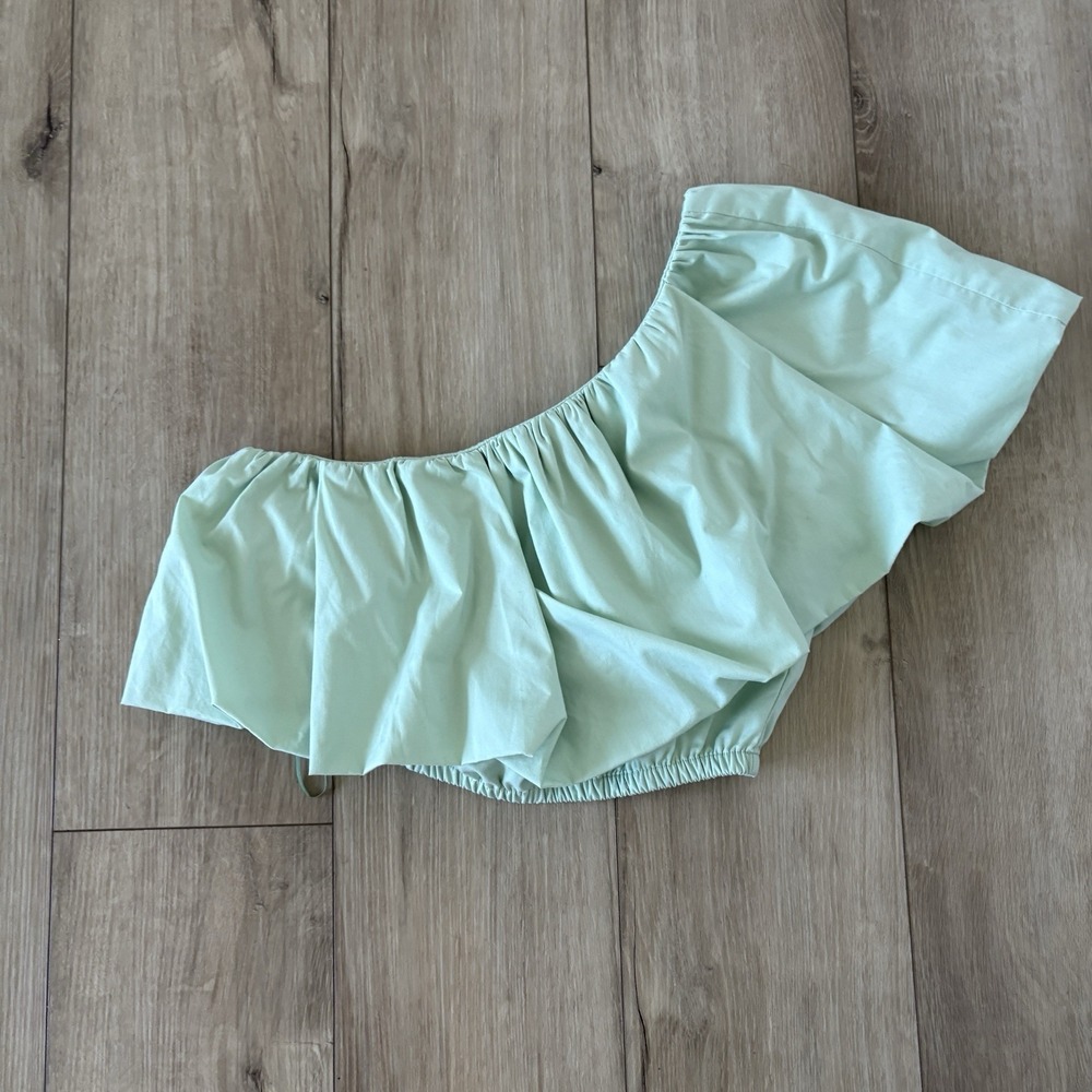 Abercrombie‎ & Fitch One-Shoulder Smocked Crop Top Light Green Solid XS